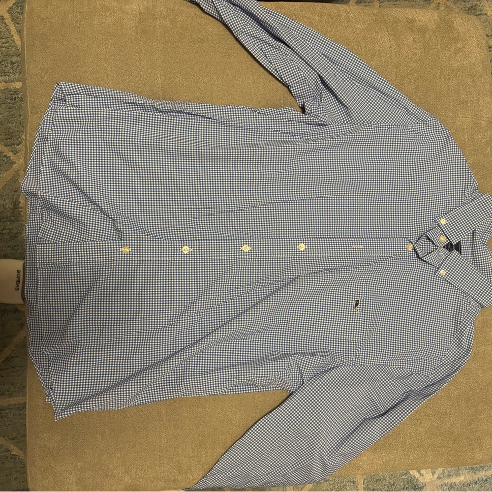 Vineyard Vines Blue Dress Shirt Performance Material, classic fit Tucker Shirt